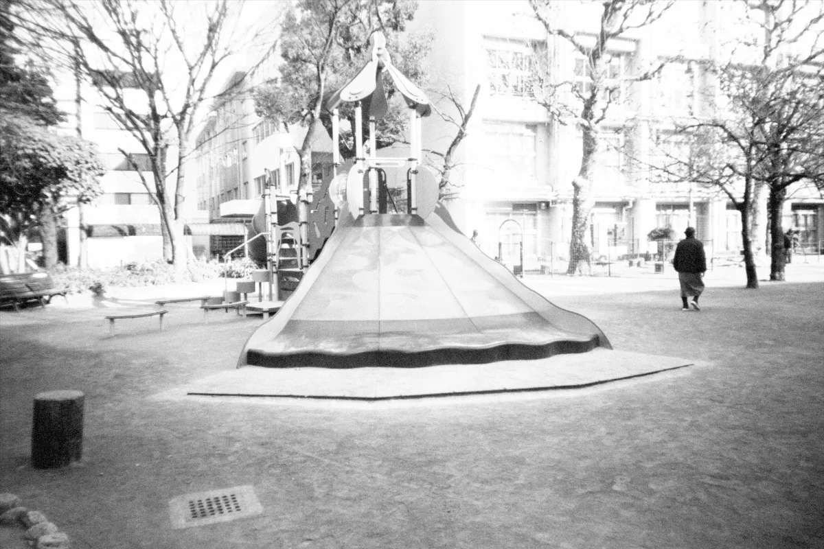 2025-01-01-flashbackmono-25.jpg